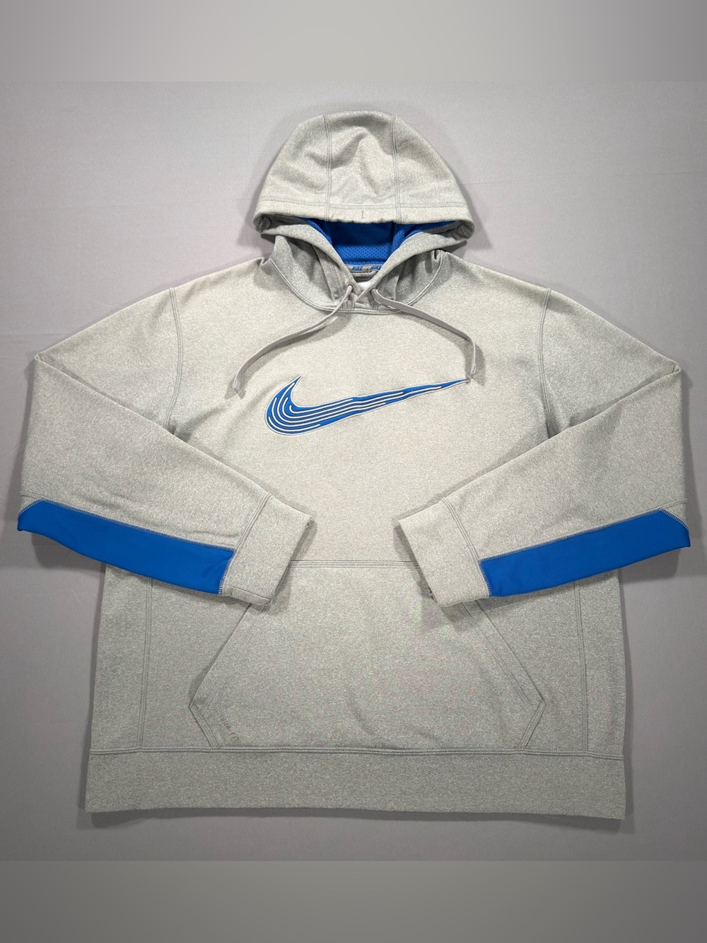Nike Therma-FIT Mens Large Gray Hoodie Pullover Blue Graphic Swoosh Sweatshirt